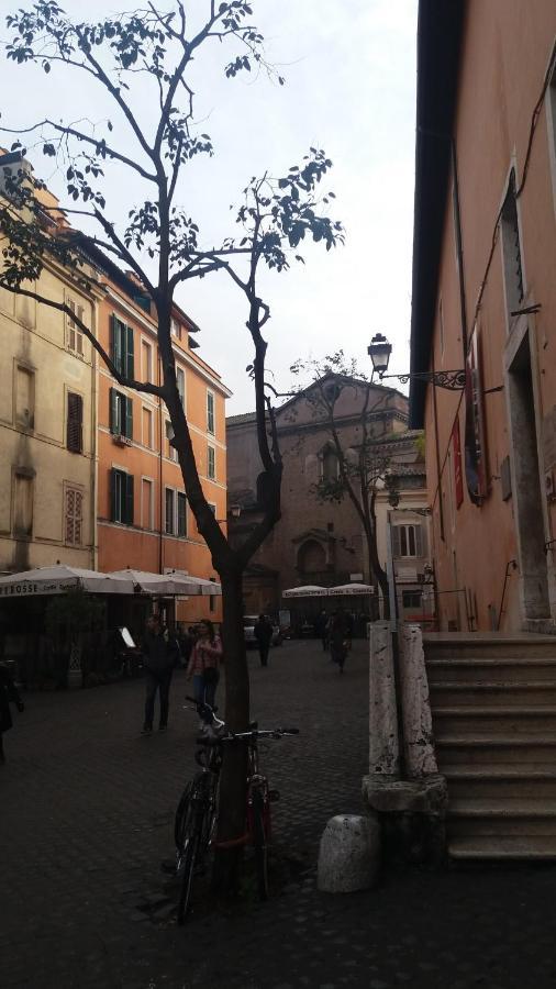 Cozy Studio In Trastevere Rome Bagian luar foto